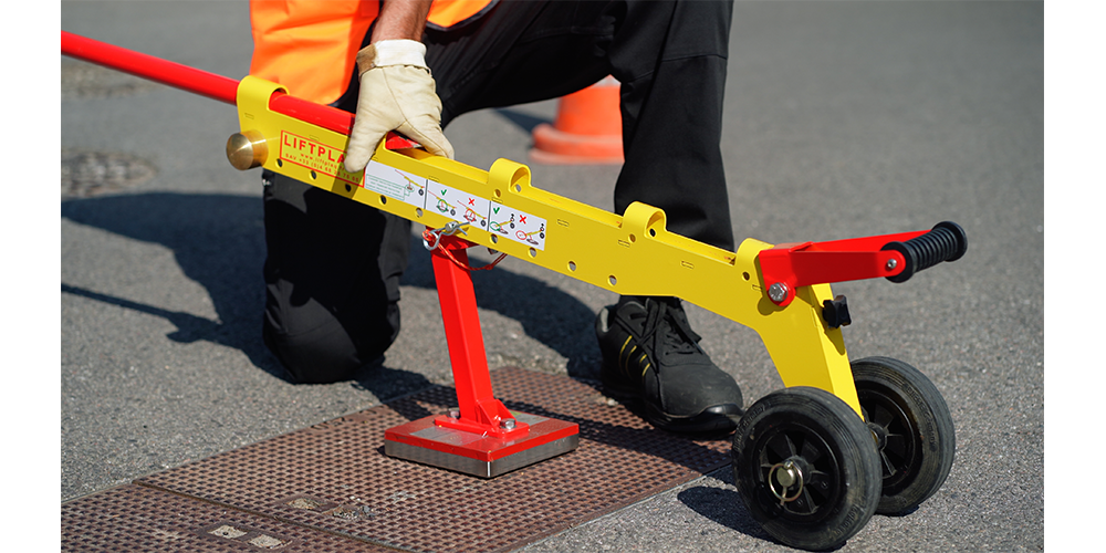 Accessoires pour lève-plaques d'égout magnétique 450 kg